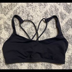 Lululemon Free to Be Bra Size 6